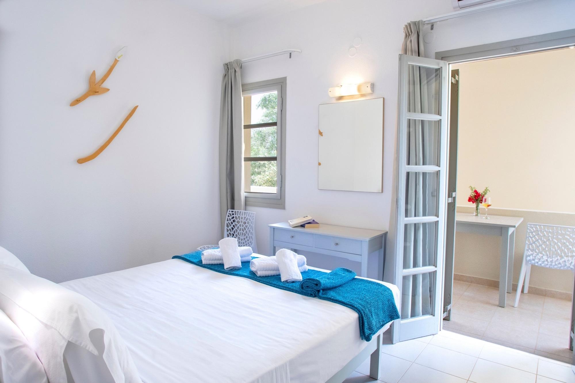 Garden Heated Pool 3*
